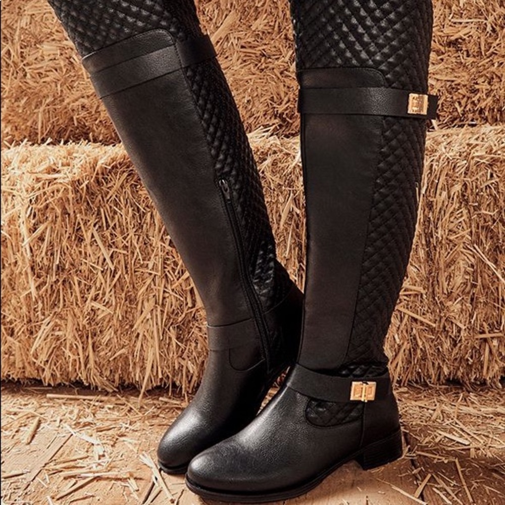 JustFab Keswick Flat Boots in Black Size 8
